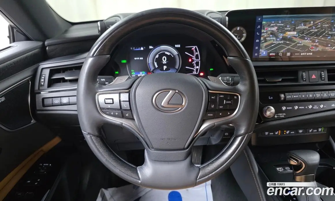 Lexus ES 2023 2.5 автомат (гидро), фото 21