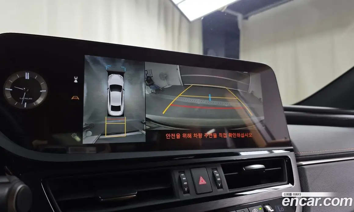 Lexus ES 2023 2.5 автомат (гидро), фото 22