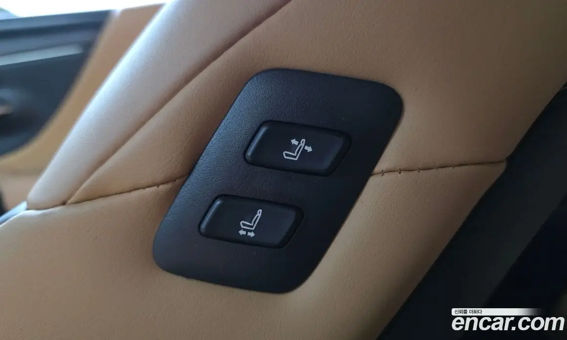 Lexus ES 2023 2.5 автомат (гидро), фото 24