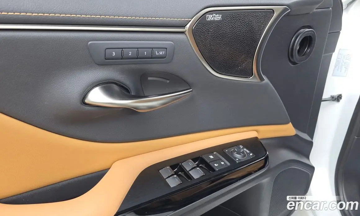 Lexus ES 2023 2.5 автомат (гидро), фото 34