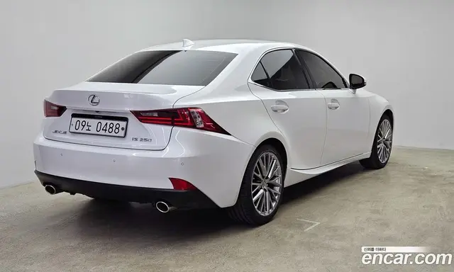 Lexus IS 2013 2.5 автомат (гидро), миниатюра 2