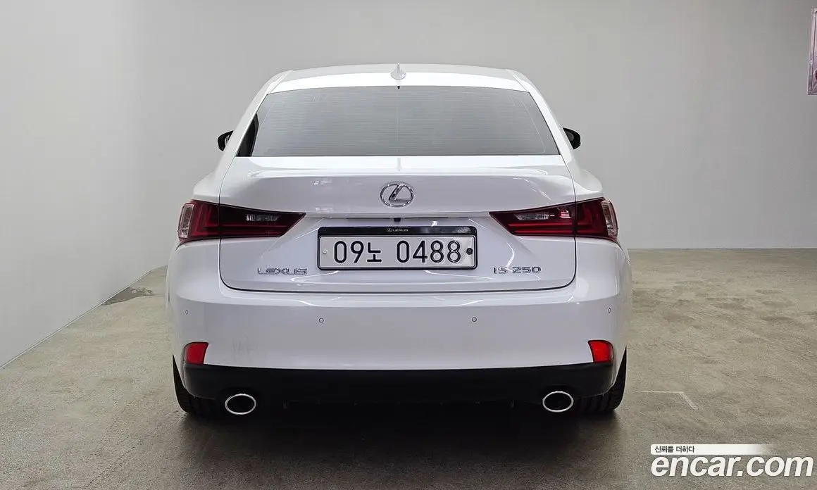 Lexus IS 2013 2.5 автомат (гидро), фото 4