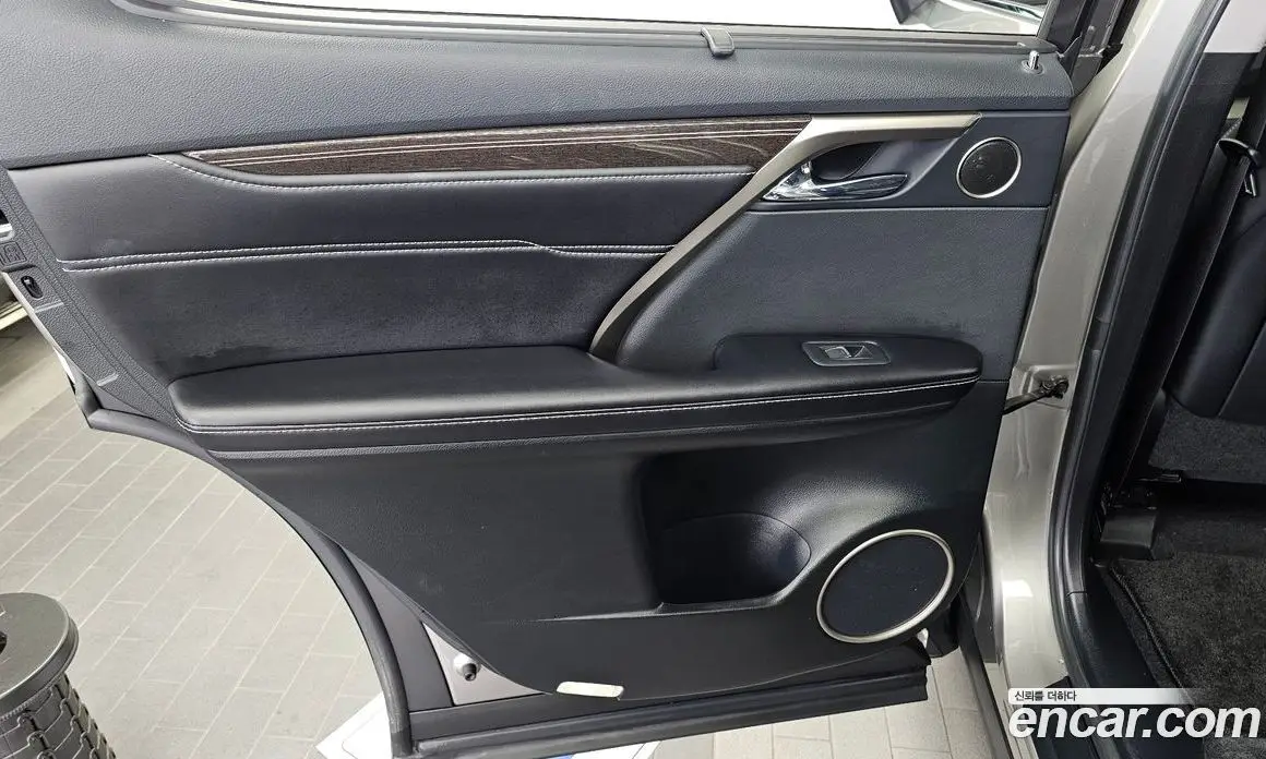 Lexus RX 2020 3.5 автомат (гидро), фото 15
