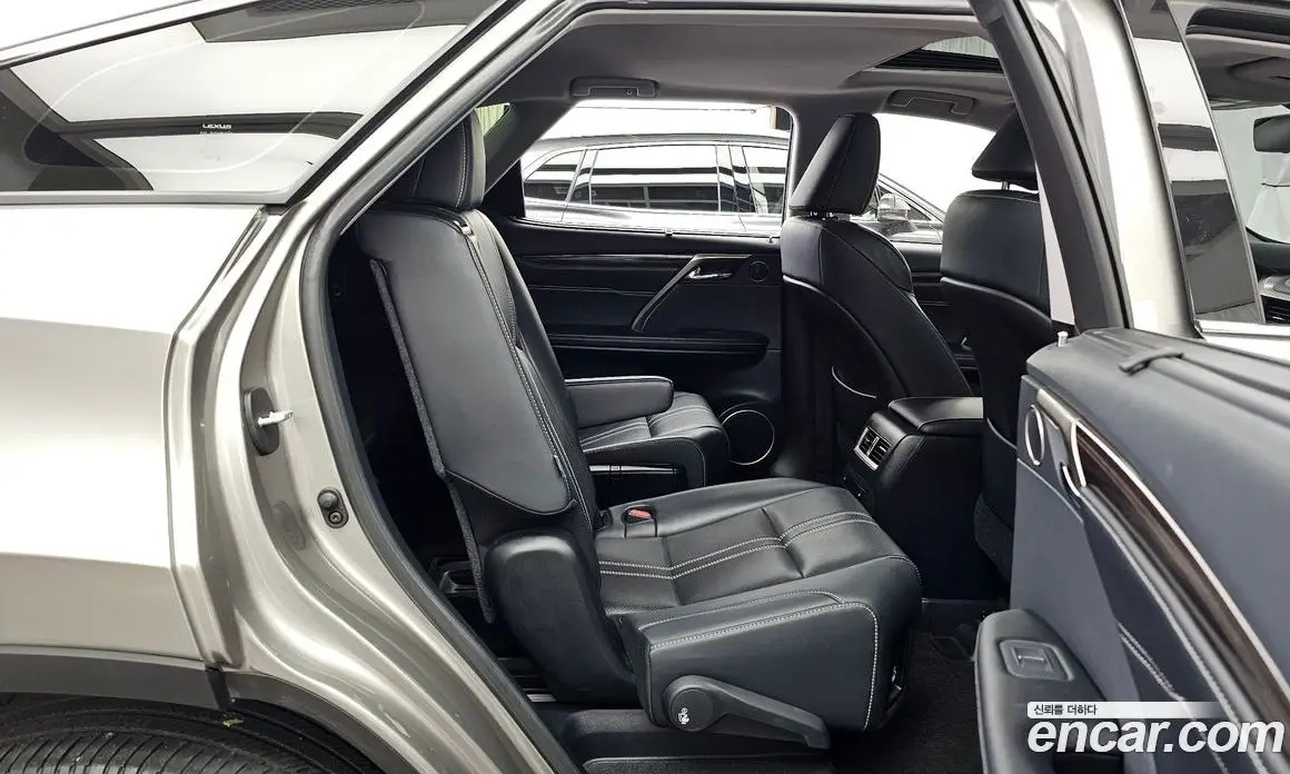 Lexus RX 2020 3.5 автомат (гидро), фото 18