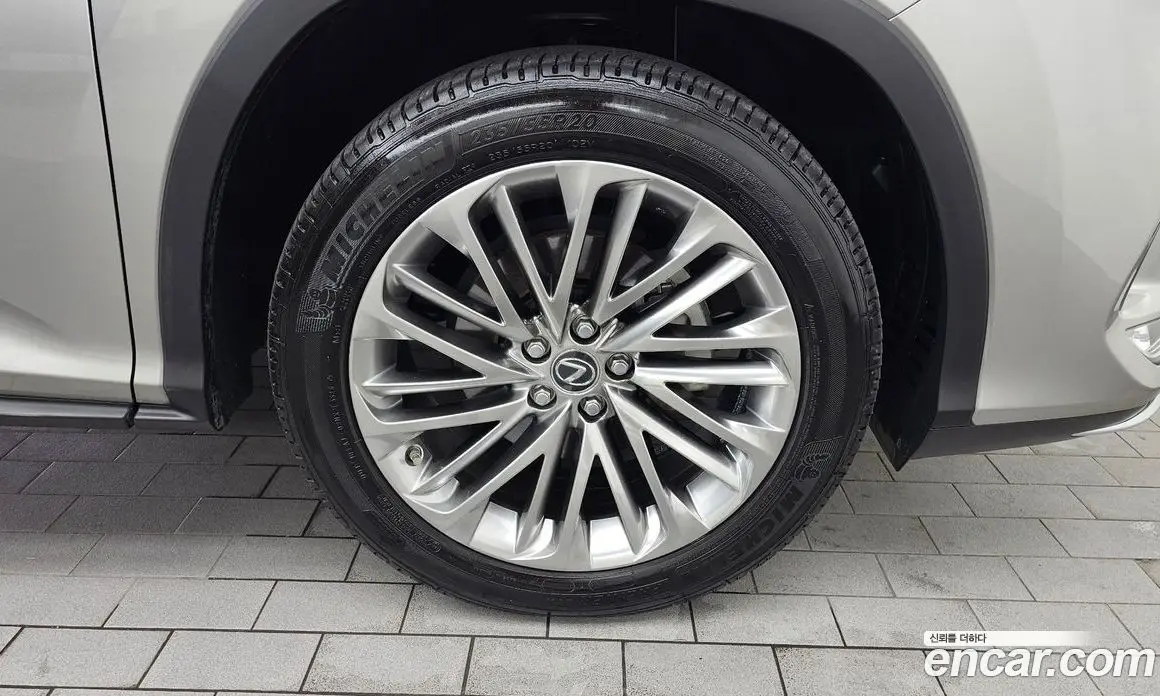 Lexus RX 2020 3.5 автомат (гидро), фото 7