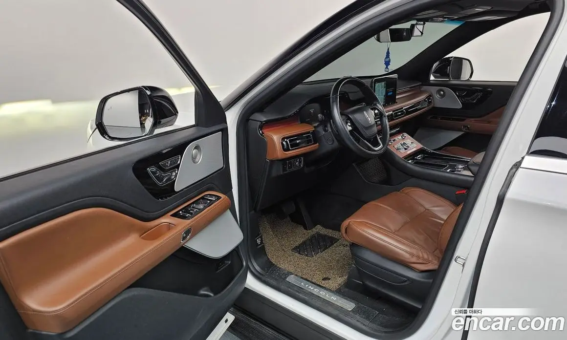 Lincoln Aviator 2023 3.0 автомат (гидро), фото 13