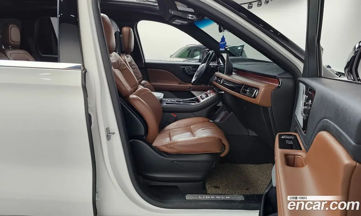 Lincoln Aviator 2023 3.0 автомат (гидро), фото 16