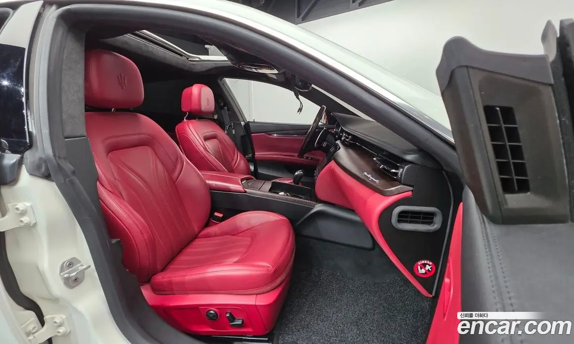 Maserati Quattroporte 2016 3.0 автомат (гидро), фото 10