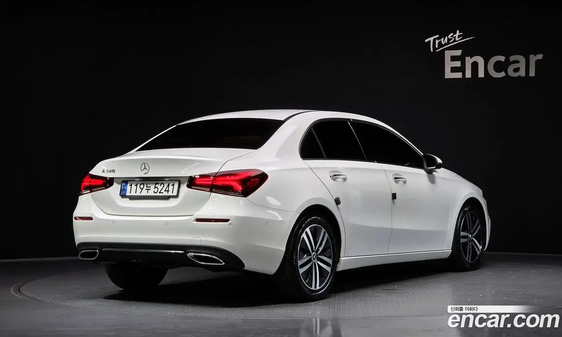 Mercedes-Benz A-Class 2022 2.0 автомат (гидро), фото 2 Mercedes-Benz A-Class 2022 2.0 автомат (гидро), фото 2