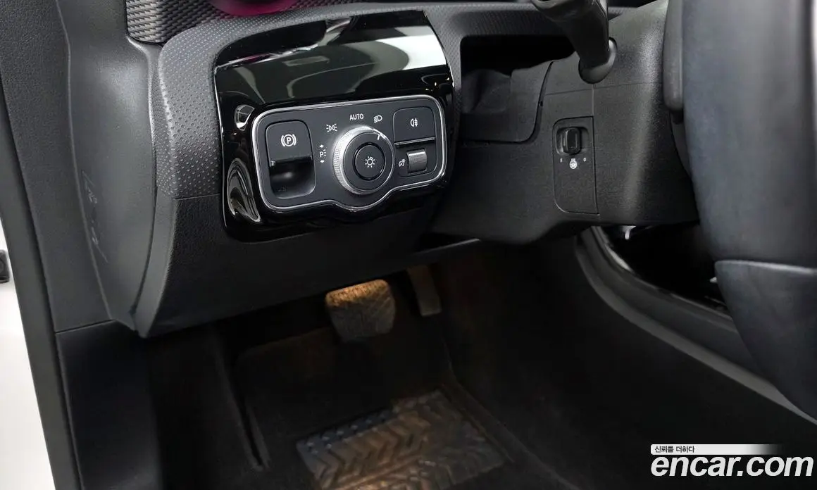 Mercedes-Benz A-Class 2022 2.0 автомат (гидро), фото 18 Mercedes-Benz A-Class 2022 2.0 автомат (гидро), фото 18