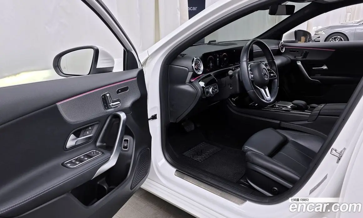 Mercedes-Benz A-Class 2022 2.0 автомат (гидро), фото 10 Mercedes-Benz A-Class 2022 2.0 автомат (гидро), фото 10
