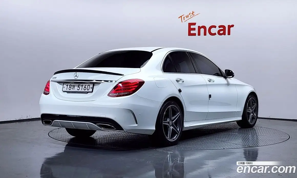 Mercedes-Benz C-Class 2016 2.0 автомат (гидро), фото 2 Mercedes-Benz C-Class 2016 2.0 автомат (гидро), фото 2