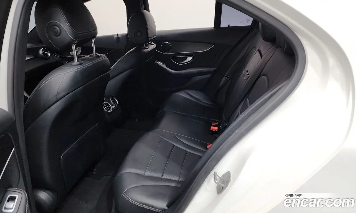 Mercedes-Benz C-Class 2016 2.0 автомат (гидро), фото 11 Mercedes-Benz C-Class 2016 2.0 автомат (гидро), фото 11