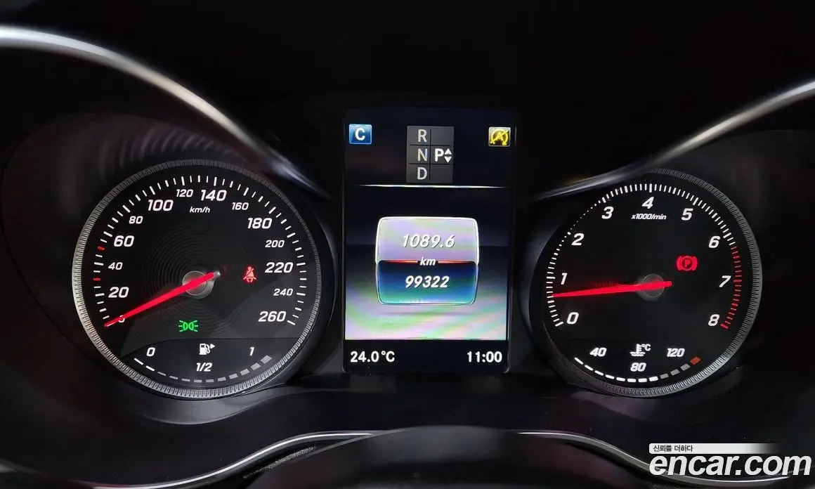 Mercedes-Benz C-Class 2016 2.0 автомат (гидро), фото 8 Mercedes-Benz C-Class 2016 2.0 автомат (гидро), фото 8