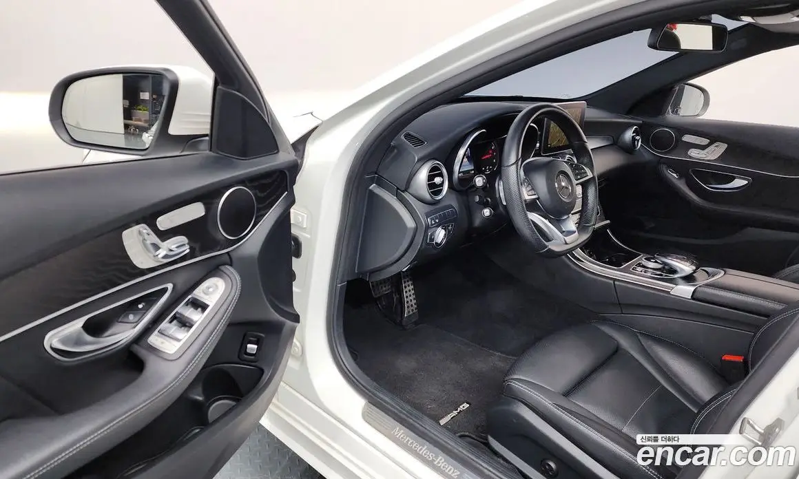 Mercedes-Benz C-Class 2016 2.0 автомат (гидро), фото 10 Mercedes-Benz C-Class 2016 2.0 автомат (гидро), фото 10