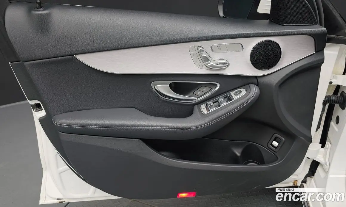 Mercedes-Benz C-Class 2020 2.0 автомат (гидро), фото 14
