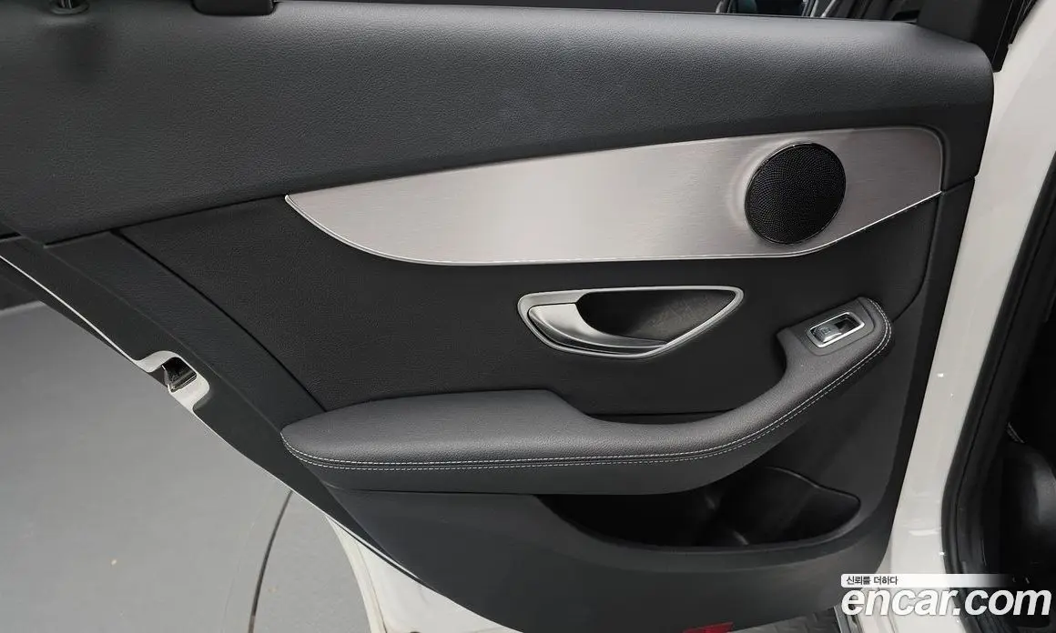 Mercedes-Benz C-Class 2020 2.0 автомат (гидро), фото 15