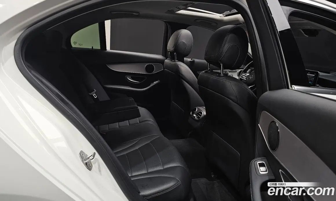 Mercedes-Benz C-Class 2020 2.0 автомат (гидро), фото 16