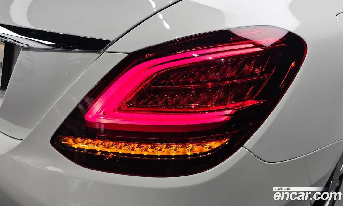 Mercedes-Benz C-Class 2020 2.0 автомат (гидро), фото 9