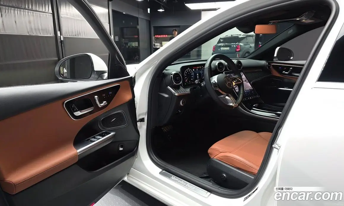 Mercedes-Benz C-Class 2024 2.0 автомат (гидро), фото 13