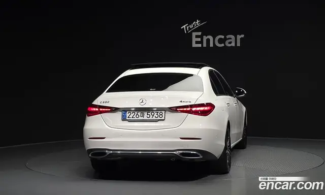 Mercedes-Benz C-Class 2024 2.0 автомат (гидро), миниатюра 4