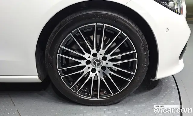 Mercedes-Benz C-Class 2024 2.0 автомат (гидро), миниатюра 7
