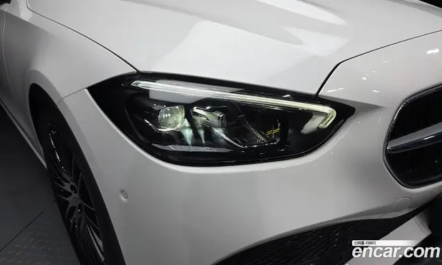Mercedes-Benz C-Class 2024 2.0 автомат (гидро), миниатюра 8