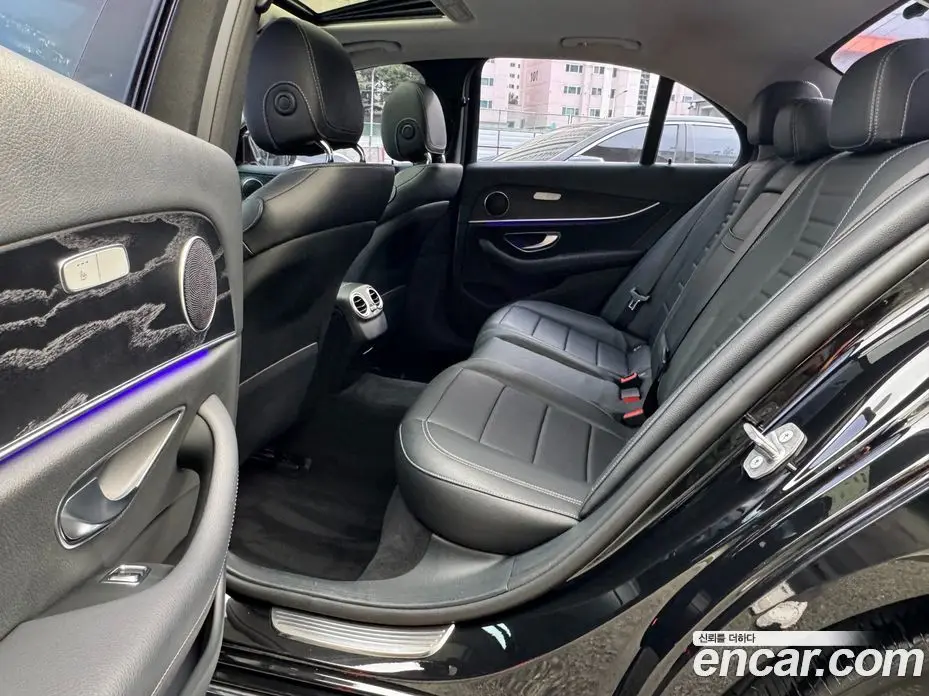 Mercedes-Benz E-Class 2016 1.9 автомат (гидро), фото 15