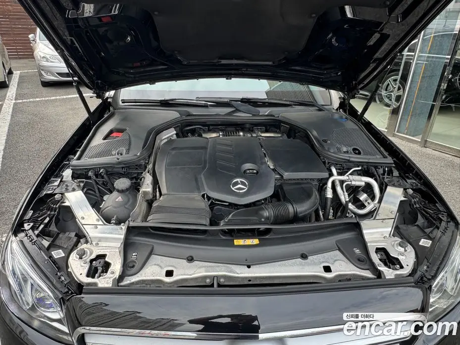 Mercedes-Benz E-Class 2016 1.9 автомат (гидро), фото 4