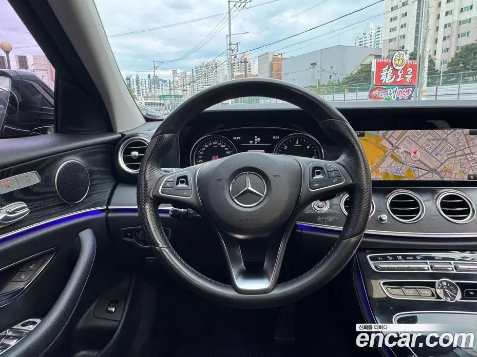 Mercedes-Benz E-Class 2016 1.9 автомат (гидро), фото 8
