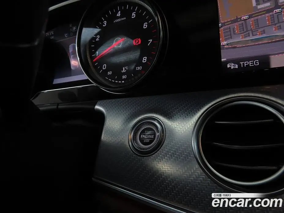 Mercedes-Benz E-Class 2019 2.0 автомат (гидро), фото 18