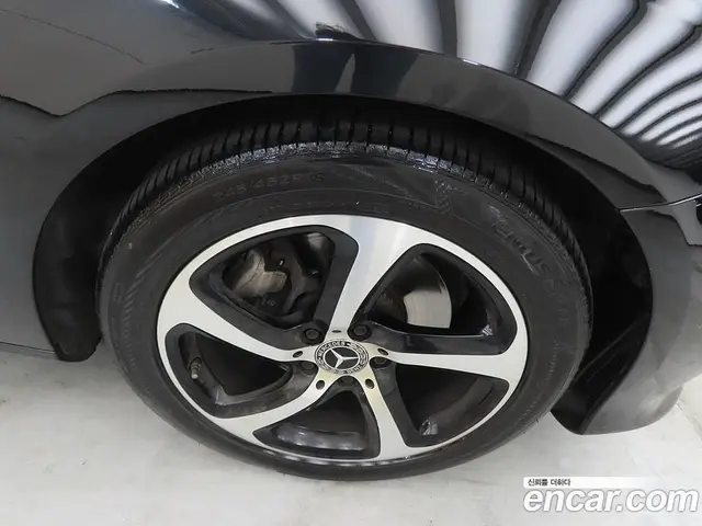 Mercedes-Benz E-Class 2019 2.0 автомат (гидро), миниатюра 5