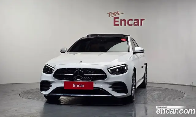 Mercedes-Benz E-Class 2021 2.0 автомат (гидро), миниатюра 3