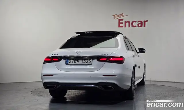Mercedes-Benz E-Class 2021 2.0 автомат (гидро), миниатюра 4