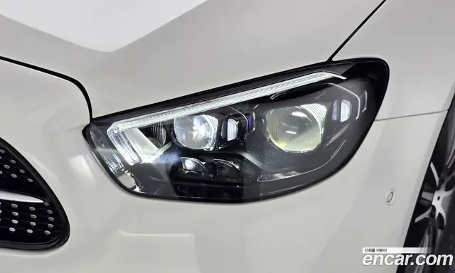 Mercedes-Benz E-Class 2021 2.0 автомат (гидро), миниатюра 8