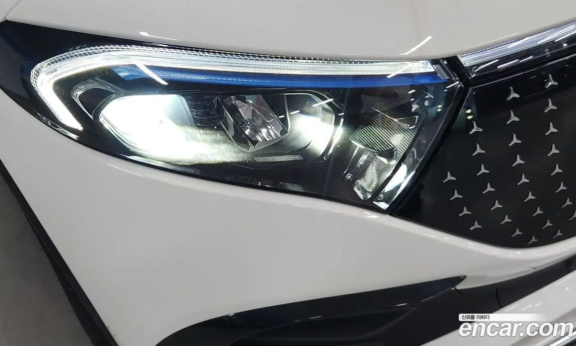 Mercedes-Benz EQB 2024 0.2 автомат (гидро), фото 18