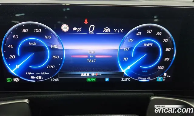 Mercedes-Benz EQB 2024 0.2 автомат (гидро), миниатюра 8