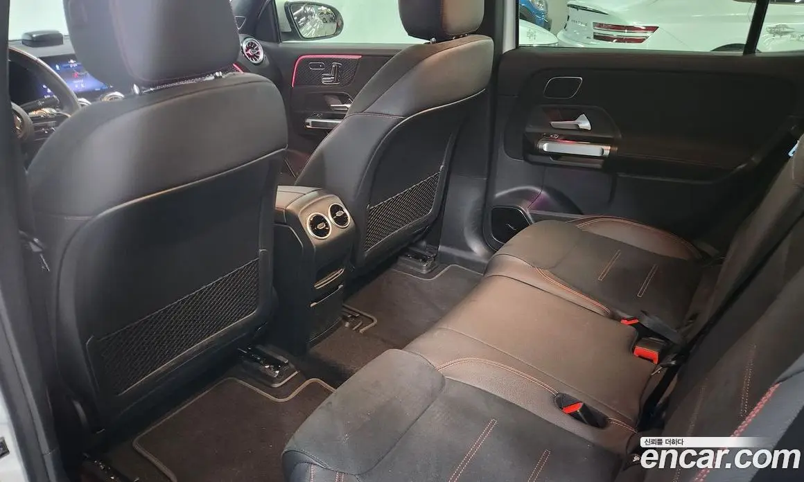 Mercedes-Benz EQB 2024 0.2 автомат (гидро), фото 10