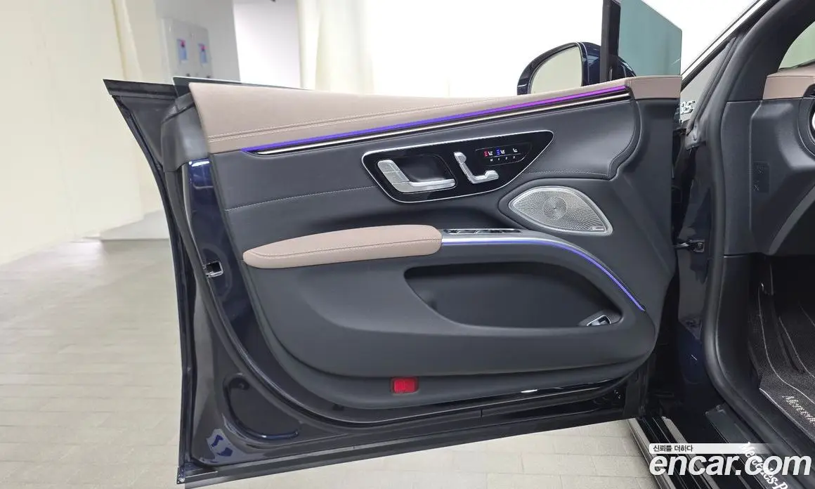 Mercedes-Benz EQS 2023 0.3 автомат (гидро), фото 14