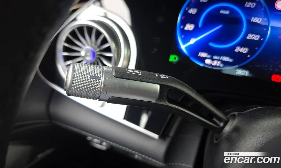 Mercedes-Benz EQS 2023 0.3 автомат (гидро), фото 35