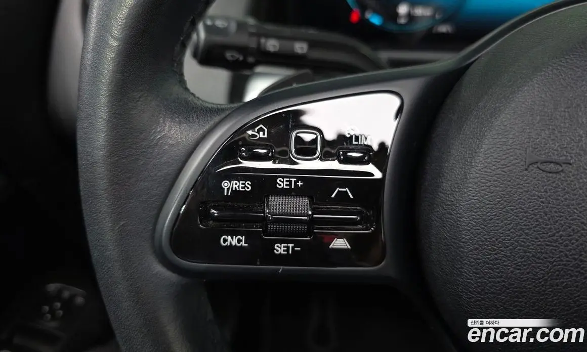 Mercedes-Benz GLB-Class 2021 1.9 автомат (гидро), фото 21
