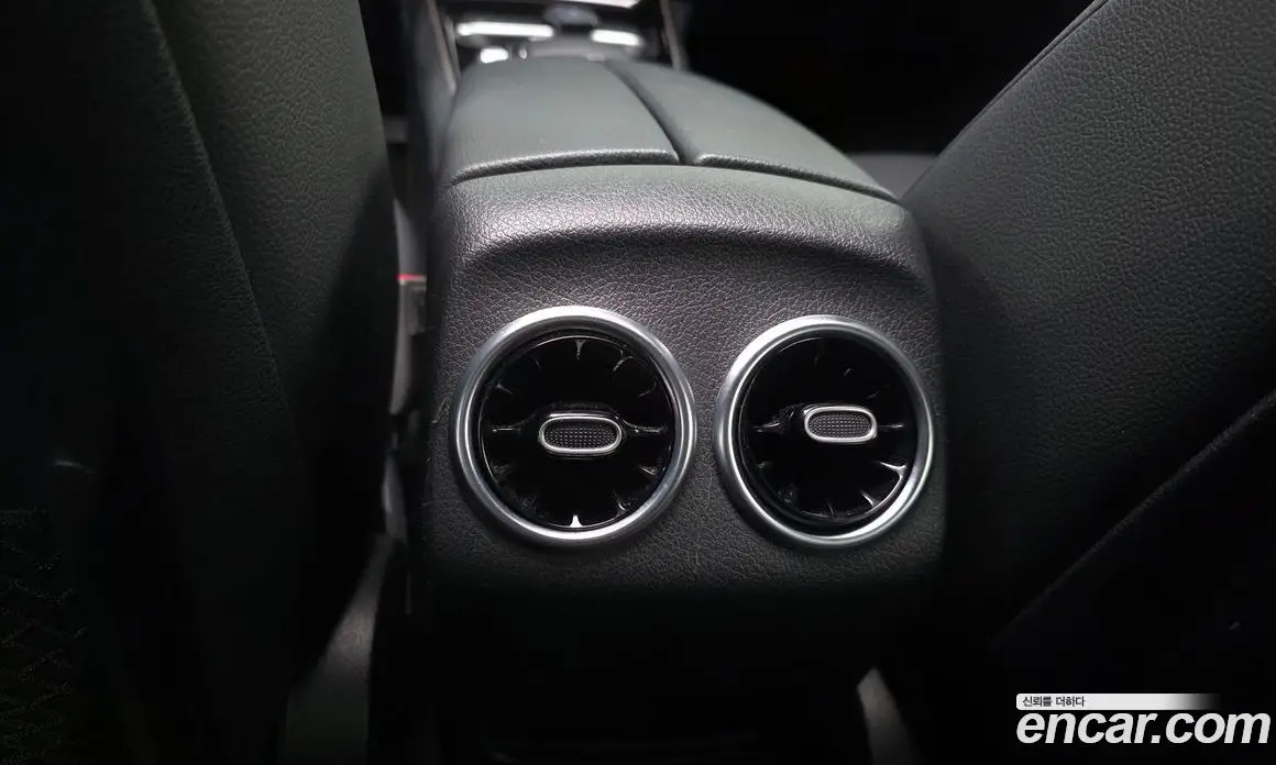 Mercedes-Benz GLB-Class 2021 1.9 автомат (гидро), фото 31