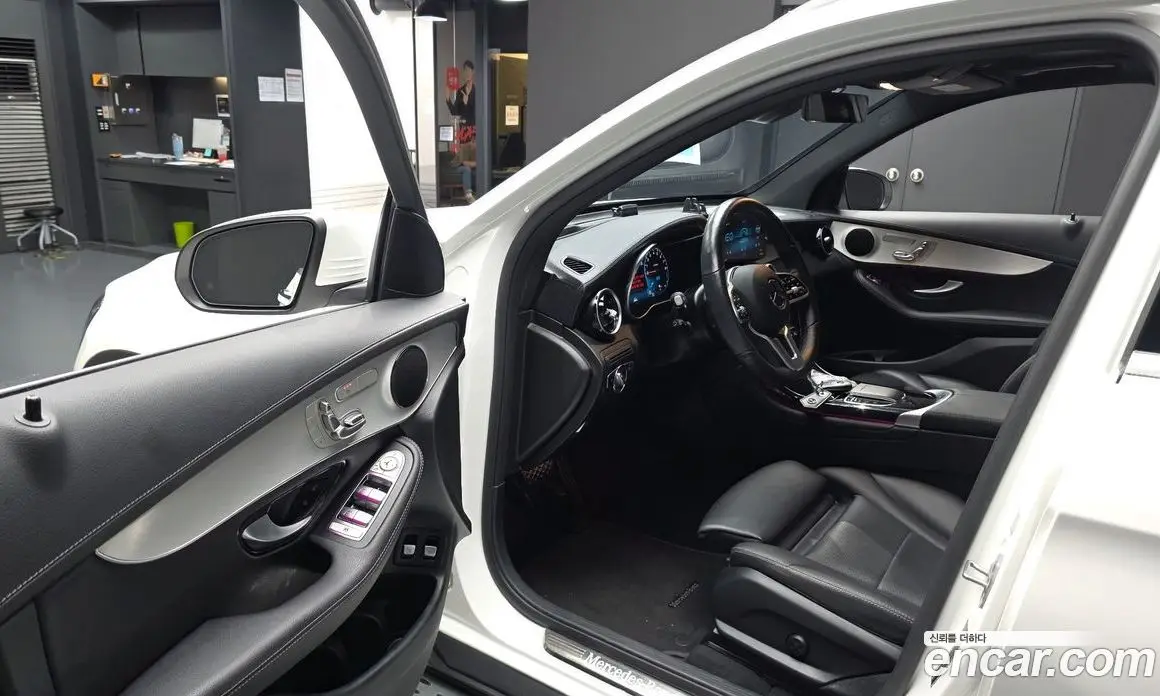 Mercedes-Benz GLC-Class 2021 2.0 автомат (гидро), фото 13