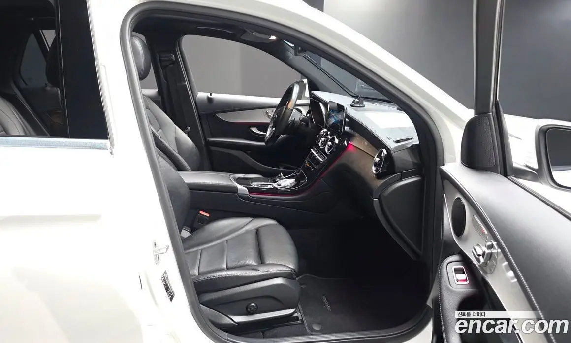 Mercedes-Benz GLC-Class 2021 2.0 автомат (гидро), фото 18