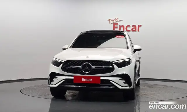 Mercedes-Benz GLC-Class 2024 2.0 автомат (гидро), миниатюра 2