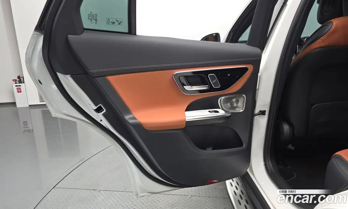 Mercedes-Benz GLC-Class 2024 2.0 автомат (гидро), фото 14