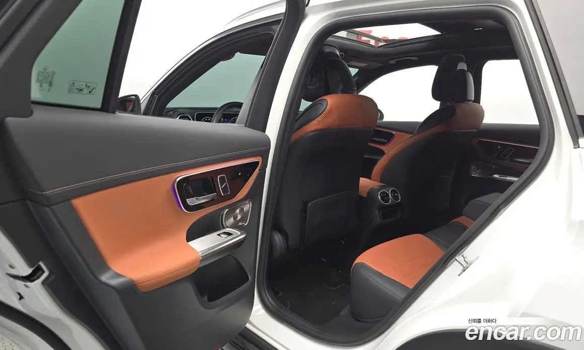 Mercedes-Benz GLC-Class 2024 2.0 автомат (гидро), фото 15