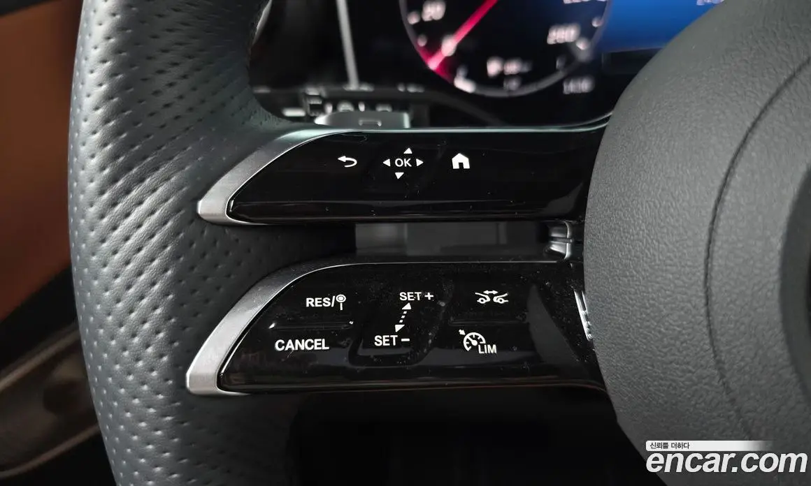 Mercedes-Benz GLC-Class 2024 2.0 автомат (гидро), фото 21