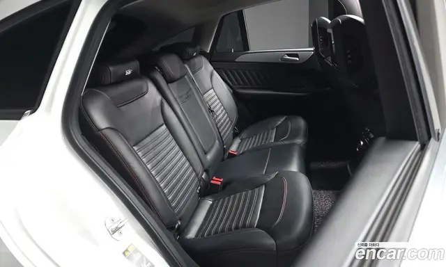 Mercedes-Benz GLE-Class 2017 3.0 автомат (гидро), миниатюра 12