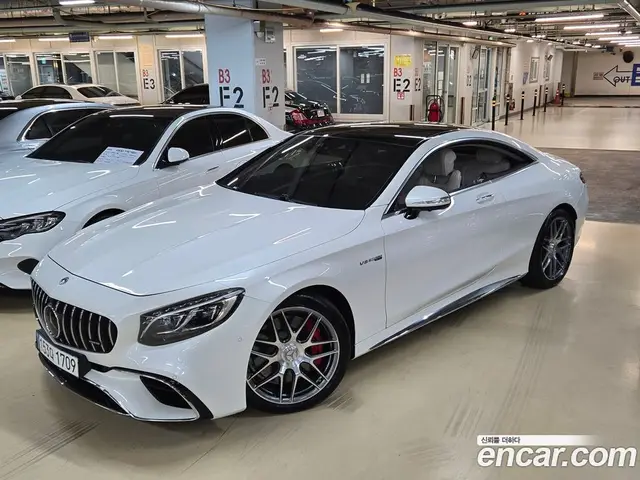 Mercedes-Benz S-Class 2021 4.0 автомат (гидро), миниатюра 1